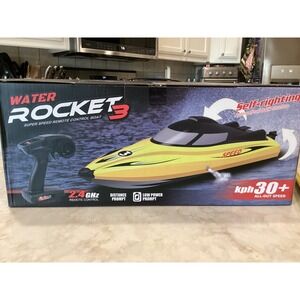 Water Rocket 3 RC Boat Self-Righting 2.4GHz Remote Control 30+‎ kph Speed